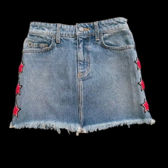 Carmar Denim Mini Skirt Size 25 -W24" Los Angeles Medium Wash Jean Raw Hem Blue - Picture 1 of 9